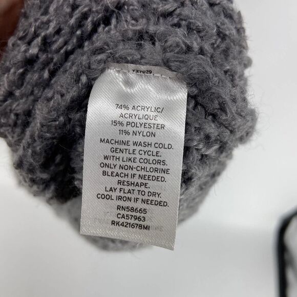 Susina Boucle Knit Gray V Neck long sleeve loose Sweater NWT Womens M - Picture 5 of 7